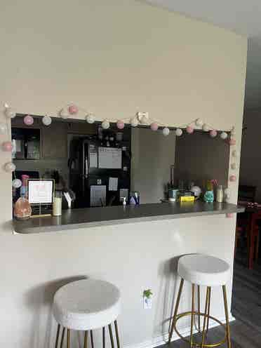 Room for rent!