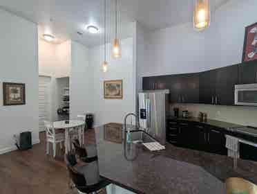 Room for Rent w/ -FOOT CEILINGS!