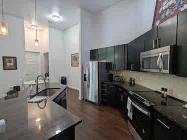 Room for Rent w/ -FOOT CEILINGS!