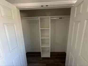 Bdrm avail in lrg house next to BUR