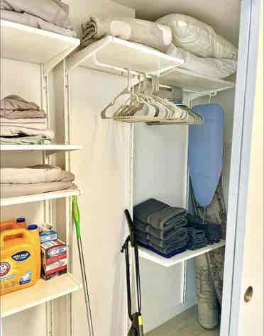 Private room in Edgewater/Downtown