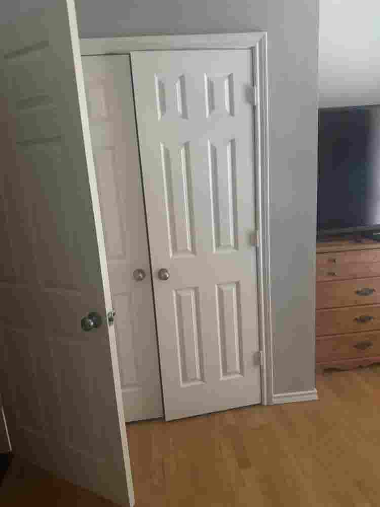 Seeking roommate in Frisco!