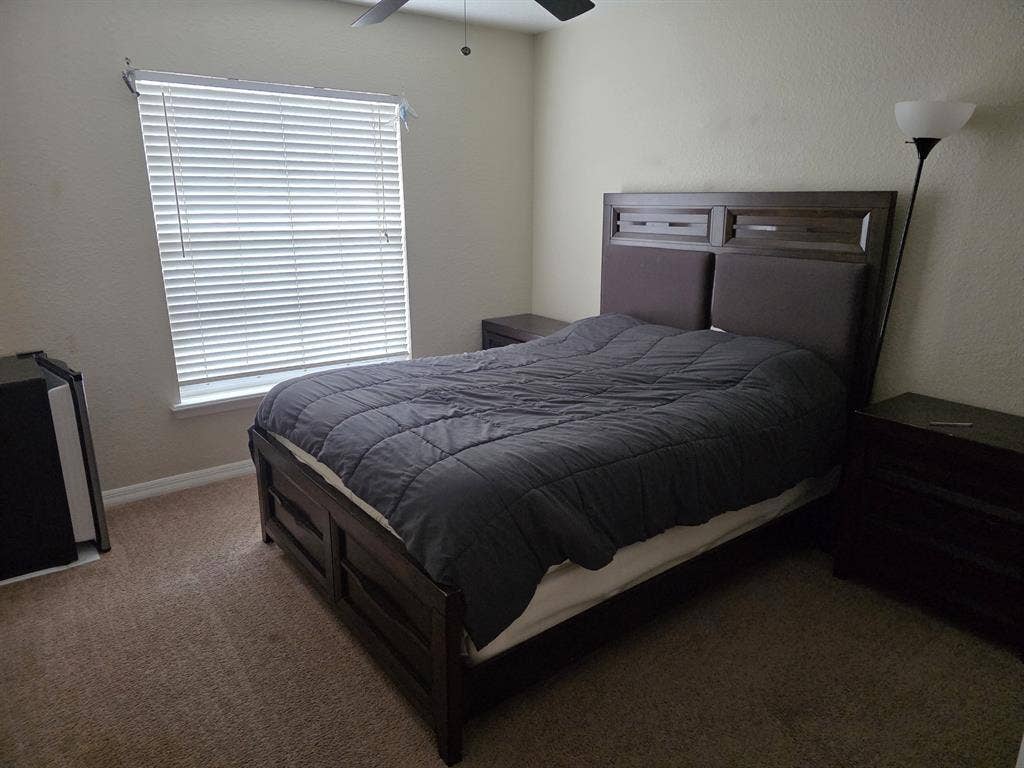 Private room in Davenport