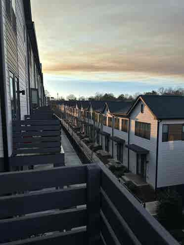 BA Weekly Rental