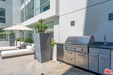 Lux, Furnished Room+Bath in HWood