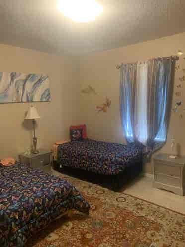 Shared room for rent