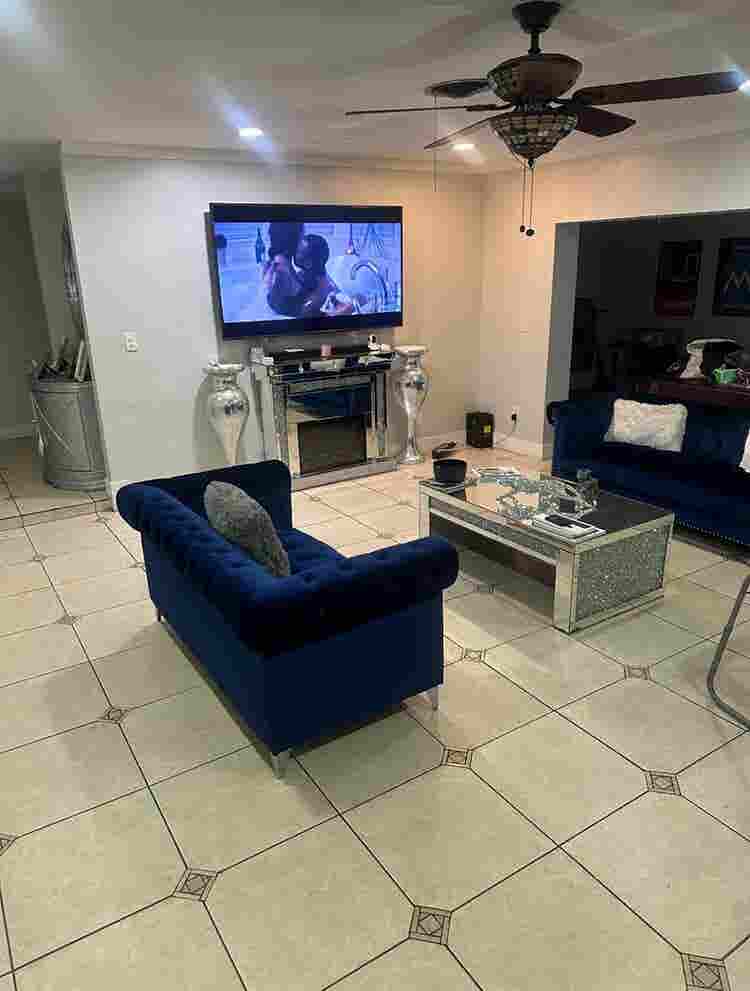 Room for Rent near Aventura Mall