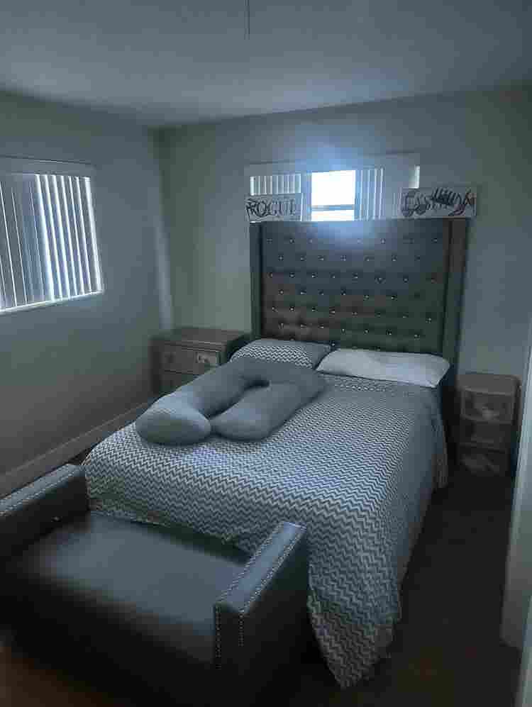 Room for Rent near Aventura Mall