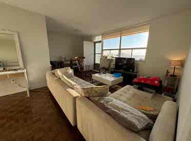 Looking for roommate in 2bd unit