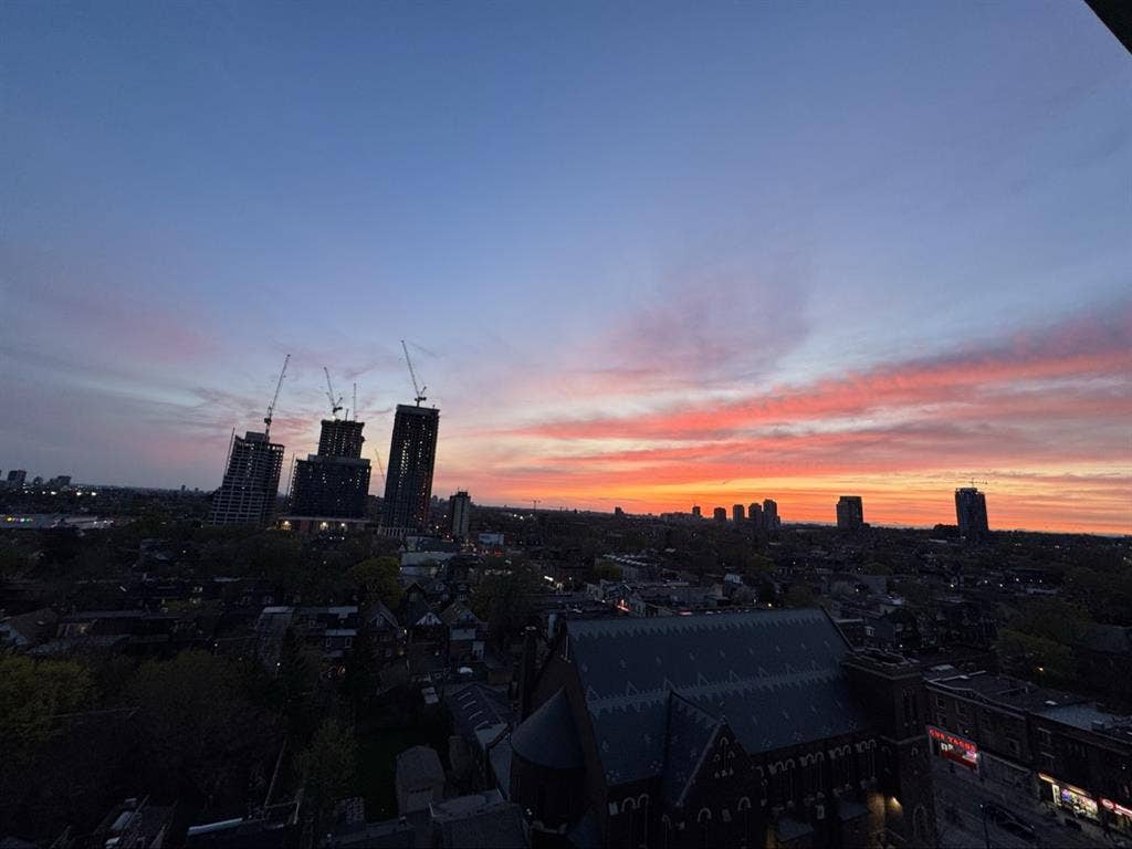 Looking for roommate in 2bd unit