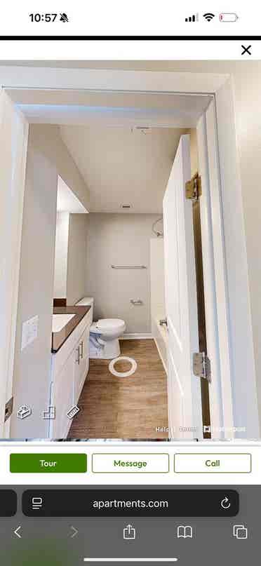 looking for a roommate