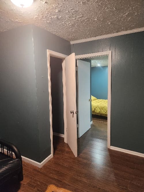I have room for rent in East Cobb I