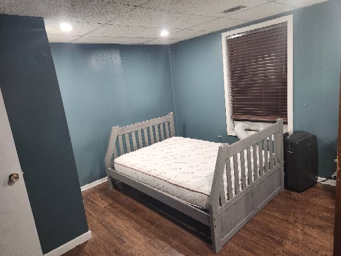 I have room for rent in East Cobb