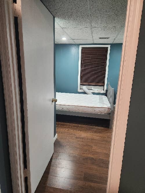 I have room for rent in East Cobb