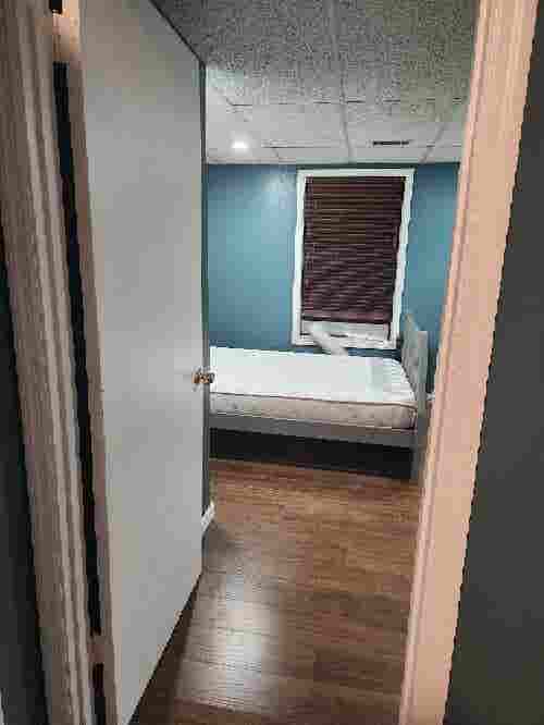 I have room for rent in East Cobb I