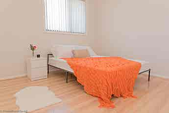 Looking for tenants