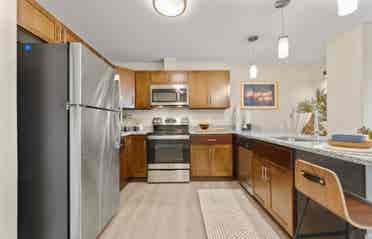 ASPEN HEIGHTS TOWSON SUMMER SUBLET