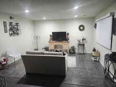 livingroom for rent