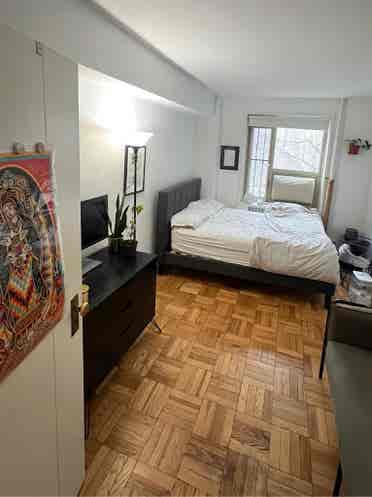 I’m offering one bed en-suite..