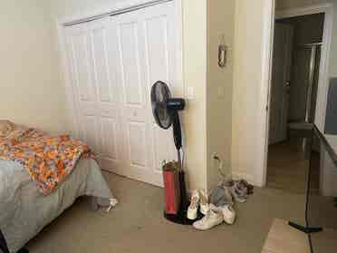 In need of relet for the summer!