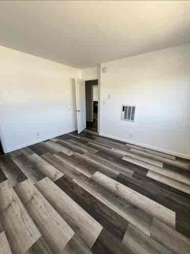 Female Roommate Wanted in Inglewood