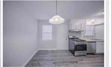 Room available in townhouse