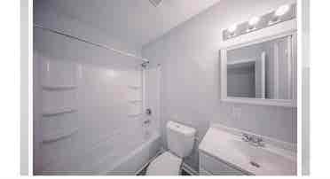 Room available in townhouse