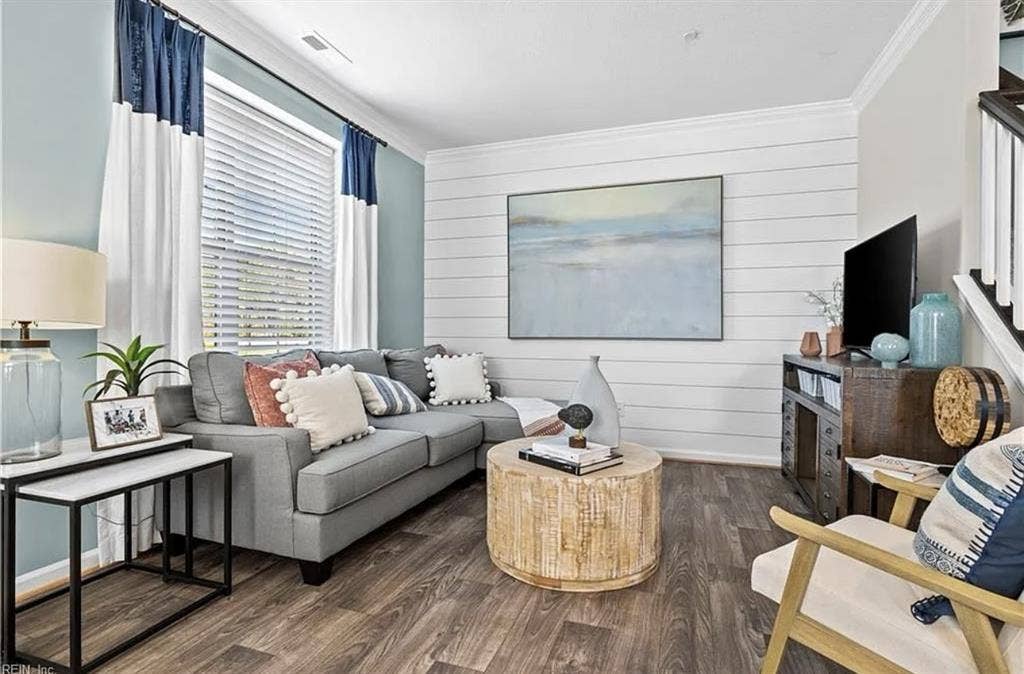 Room for Rent in Carrollton