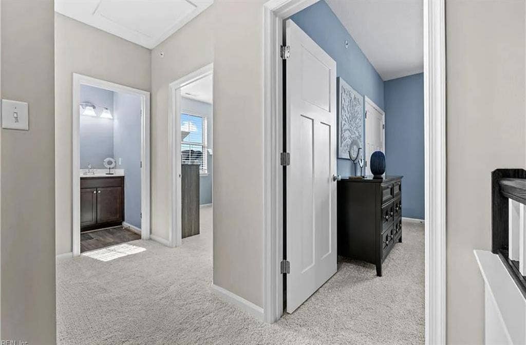 Room for Rent in Carrollton