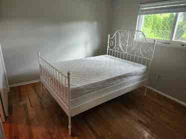 Furnished Room w/ Bed, Pet-Friendly
