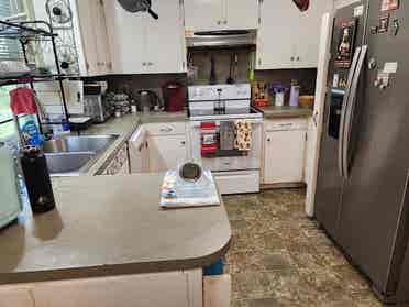 Furnished Room w/ Bed, Pet-Friendly