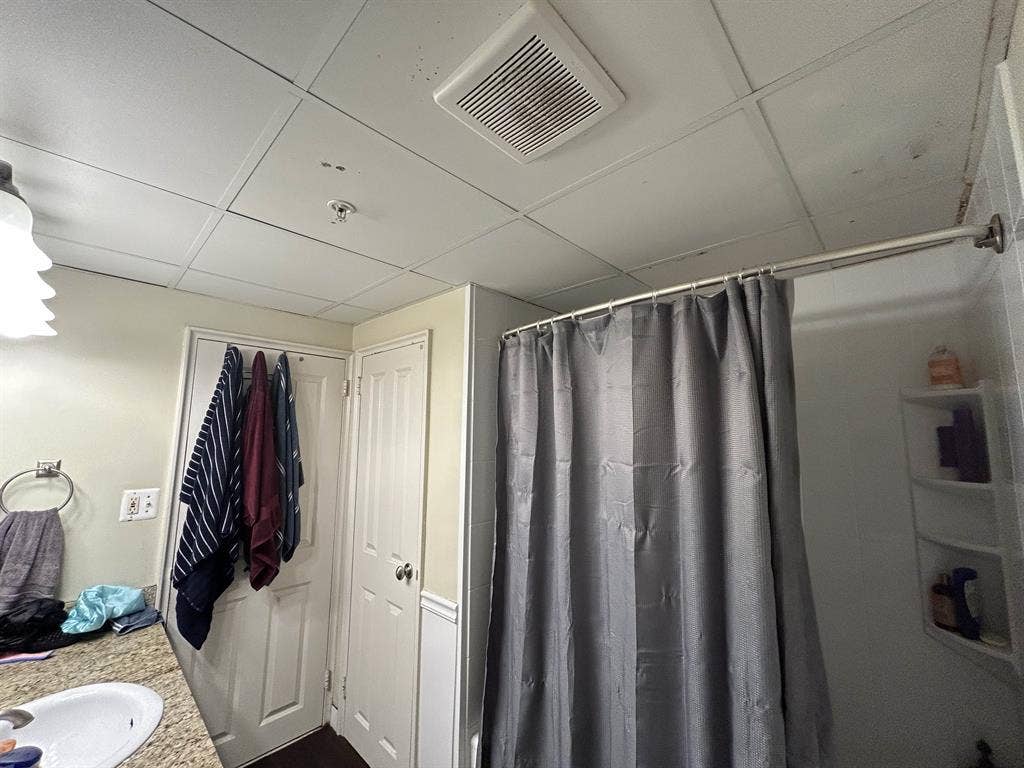 Short-Term Private Furnished Room