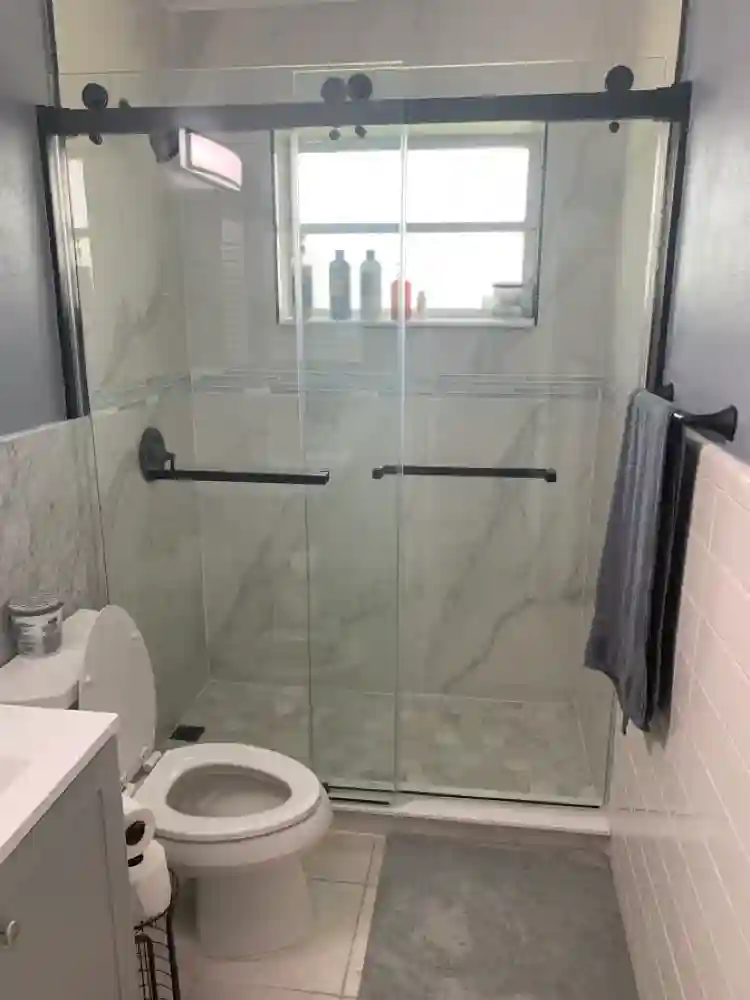 ROOM FOR RENT INCLUDES ALL