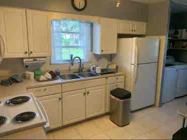 Extra large room private Entrance