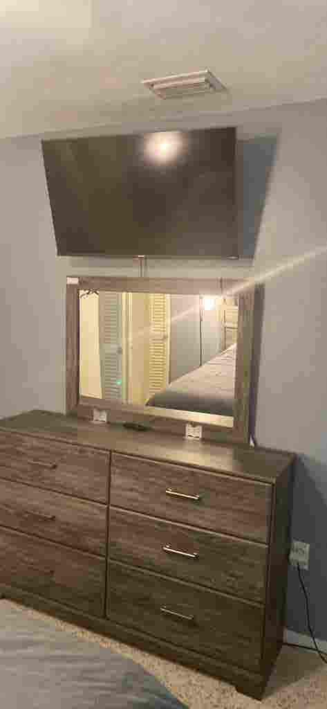 ROOM FOR RENT INCLUDES ALL