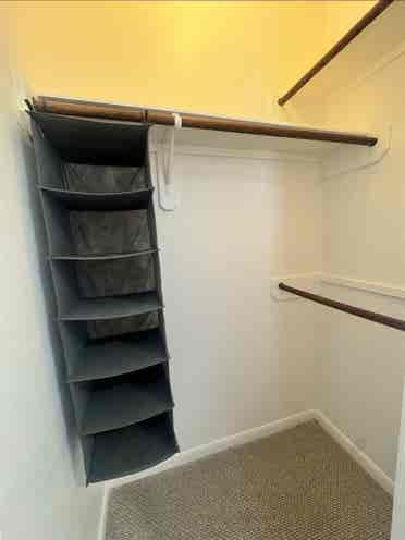 Charming private room/bathroom eado