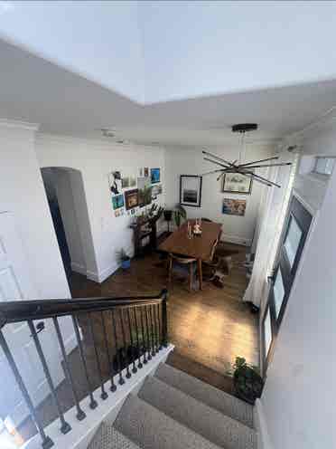 Charming private room/bathroom eado