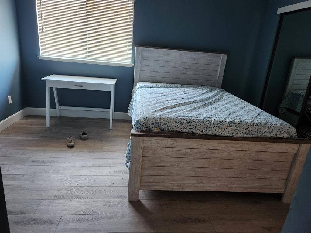 Fully furnished master bedroom
