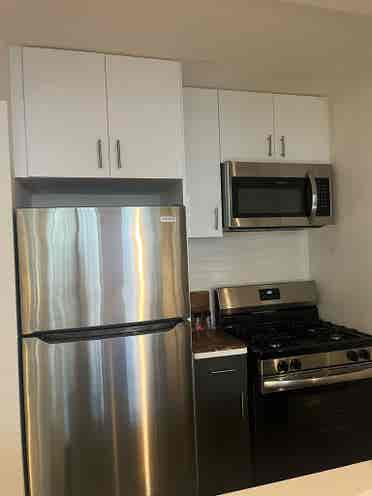 ✨Spacious Furnished Studio in FiDi✨