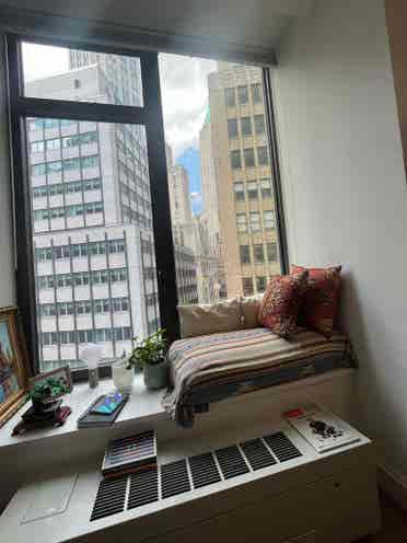 ✨Spacious Furnished Studio in FiDi✨