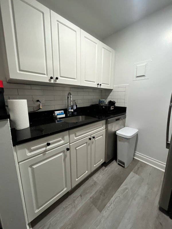✨Spacious Room in Midtown South✨