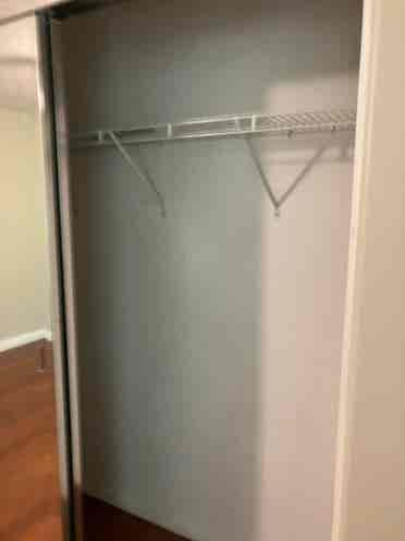 Mid June, lg room in Oside- gated