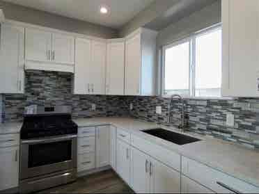 Looking for Roommate!!!