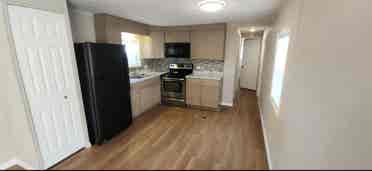 Looking for peaceful roommate