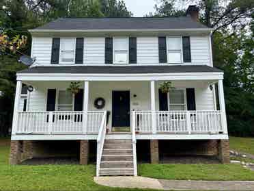 Room off Capital Blvd