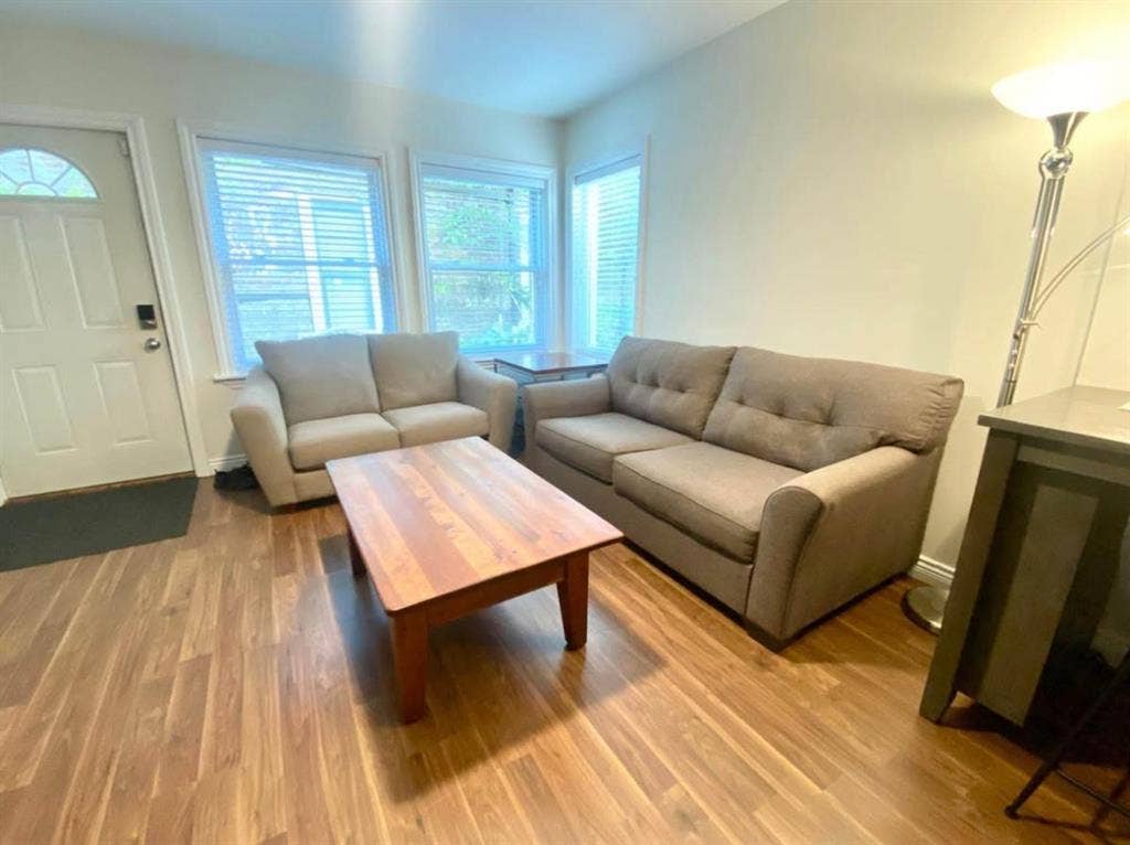 FULLY FURNISHED WELCOME TO OUR TOWN