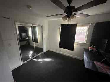 Private room shared bath El Sereno!
