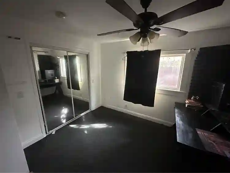 Private room shared bath El Sereno!