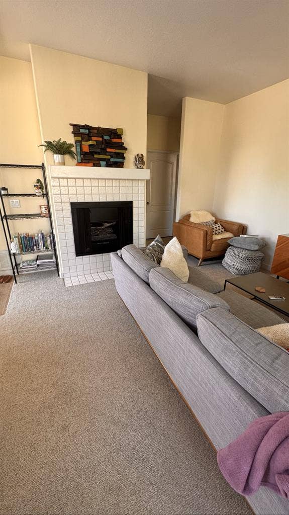 Looking for a laid-back roommate