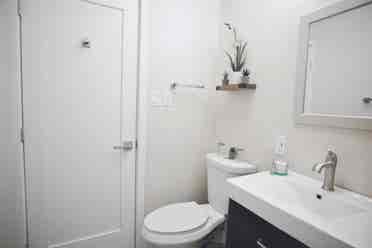 Large Furnished Room, All Included